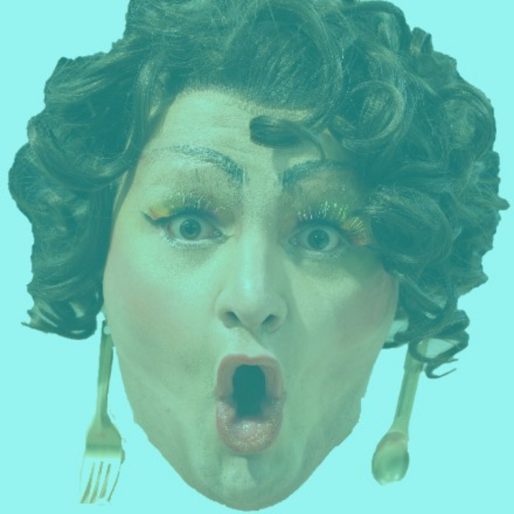 Read more about the article Grads in Drag