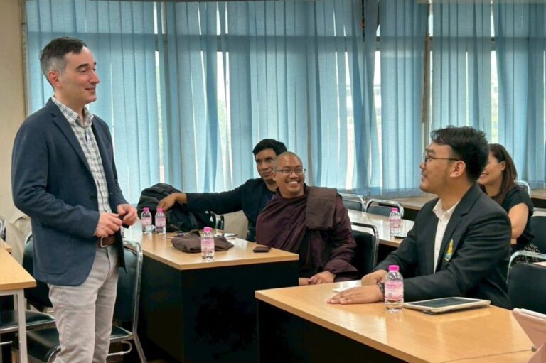 Read more about the article Theatre Professor Leads English Program in Thailand Through the U.S. Department of State